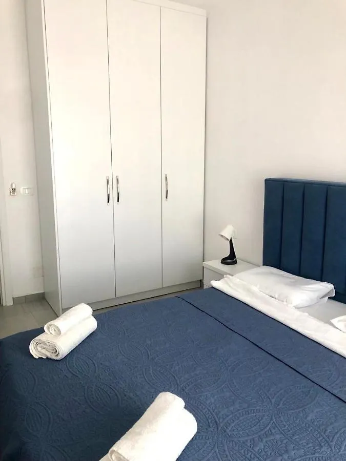Turquoise Terrace In Saranda Apartment